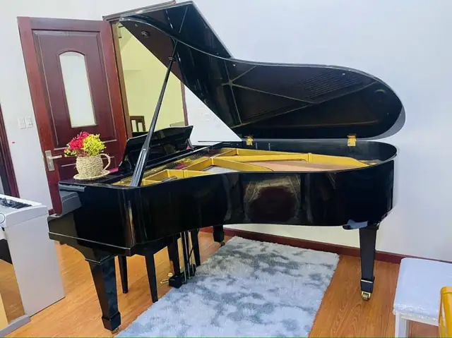 Grand piano